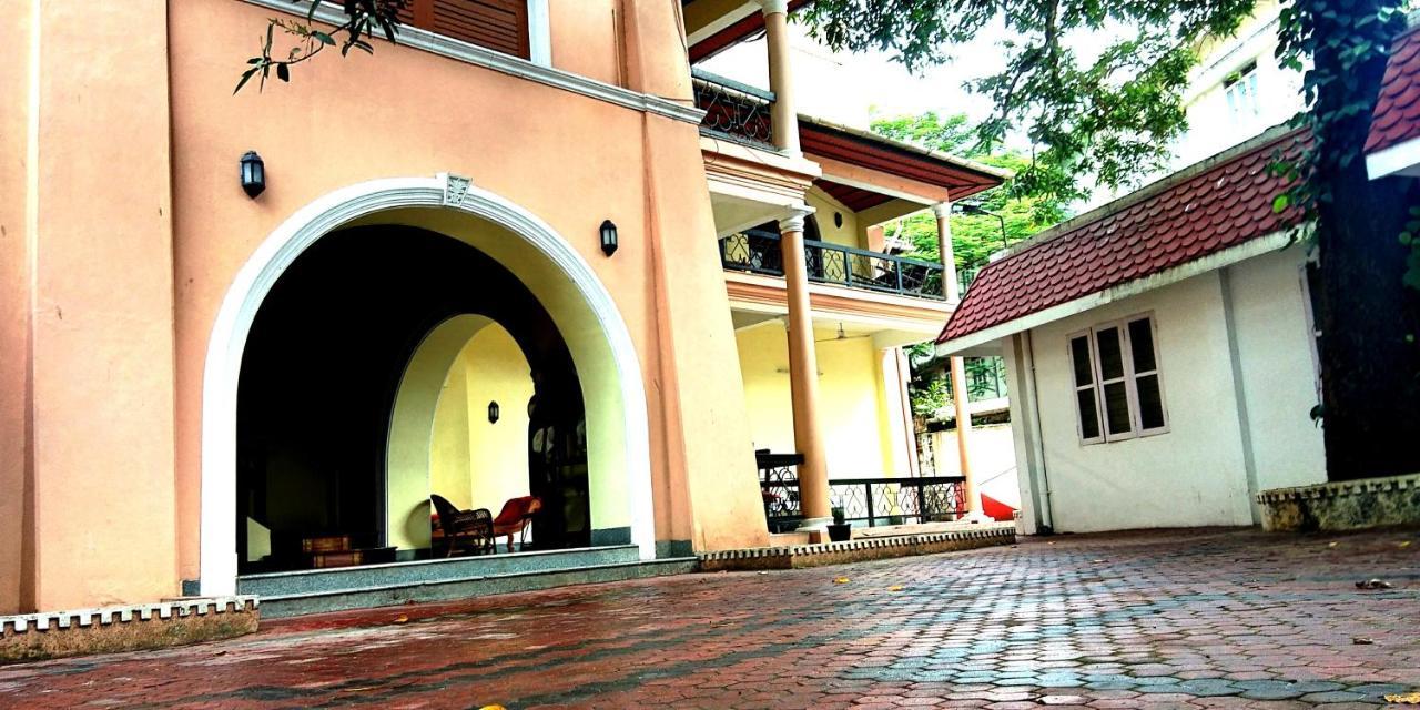 Ballard Bungalow Коччи Экстерьер фото